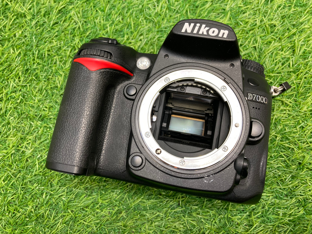 Nikon D7000 С дефектом