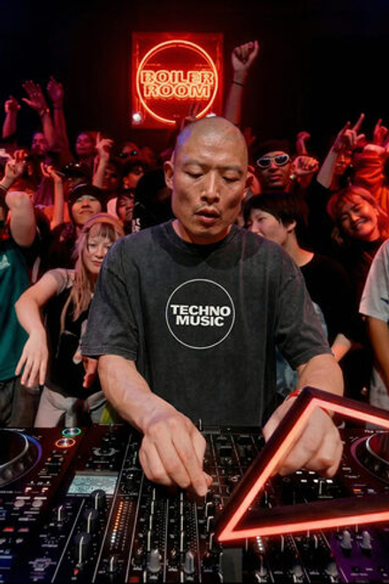 Футболка SHMOT "TECHNO" GARMENT DYE Черный