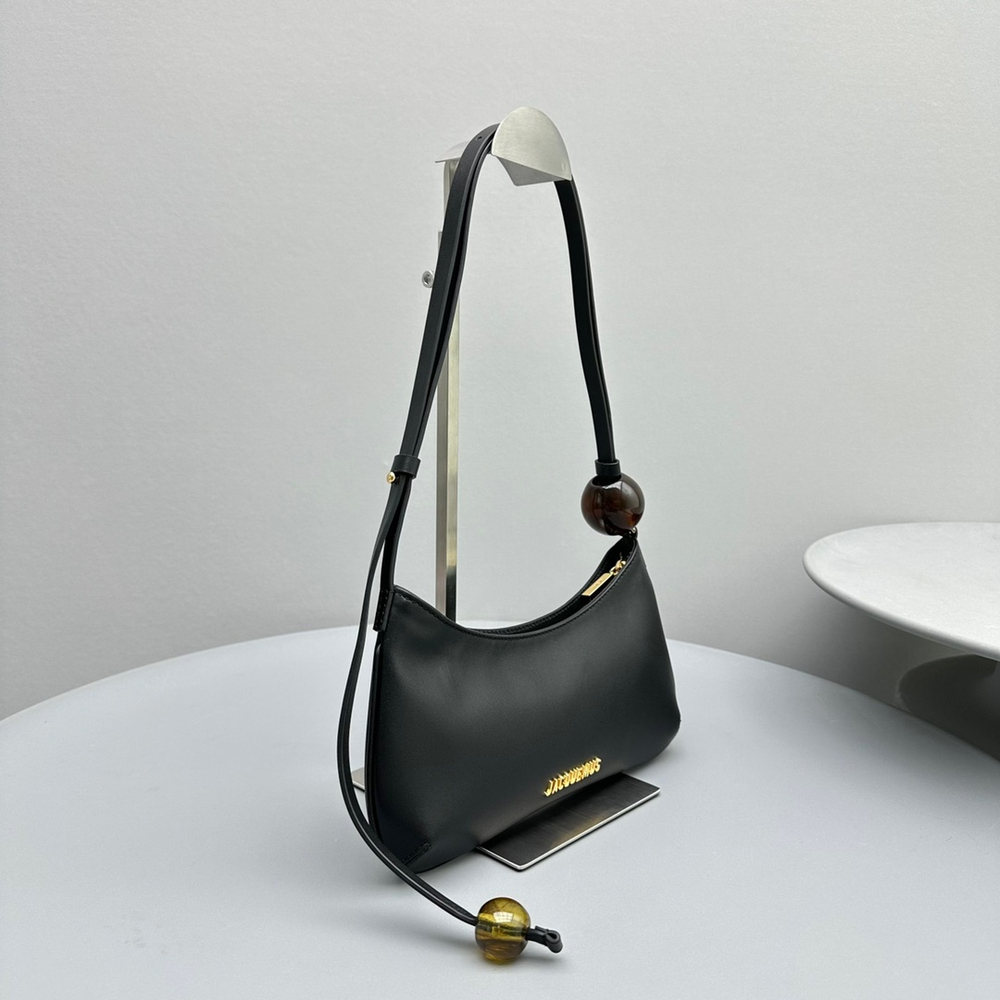 Jacquemus Le Bisou 27 cm
