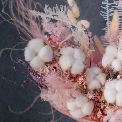 110. Нежный долговечный декоративный букет из сухоцветов