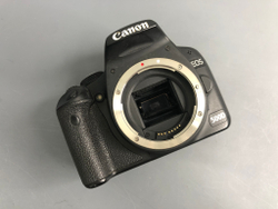 Canon 500D kit 18-55 mm 3.5-5.6 IS (20.100 кадров)