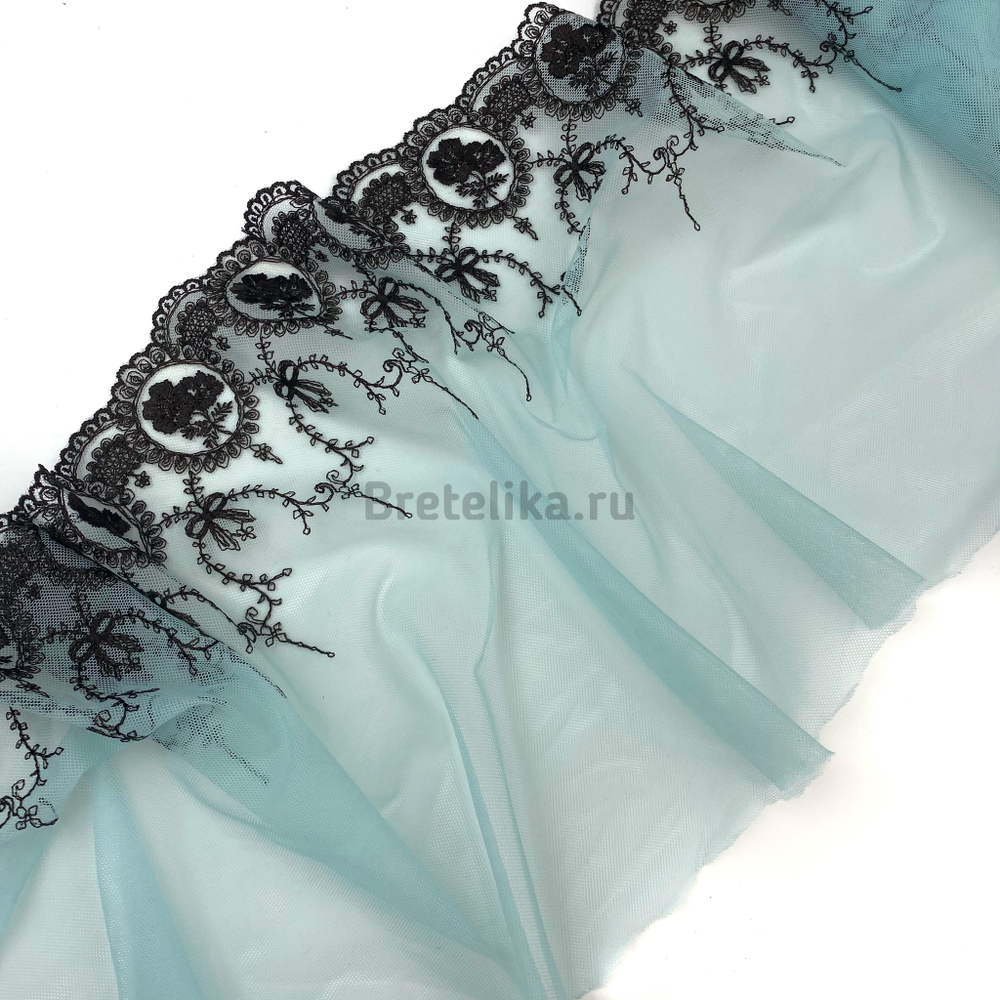 Вышивка на сетке ментол 25 см