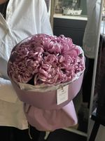 Моно из одноголовой хризантемы лавандового оттенка