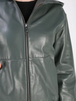 Кожаная куртка демисезонная с капюшоном