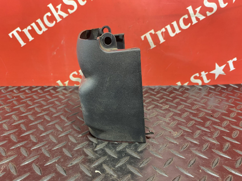 Кожух рулевой колонки нижний