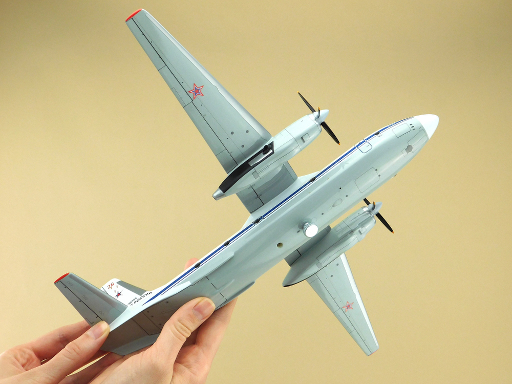 Модель самолета Ан-26 (М1:72, ВВС России, RF-36004, 26)