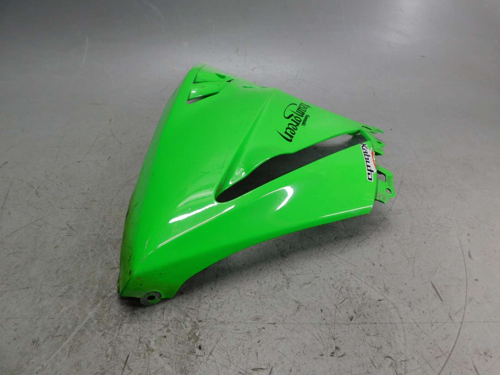 Пластик нижний правый Kawasaki ER6F 029045