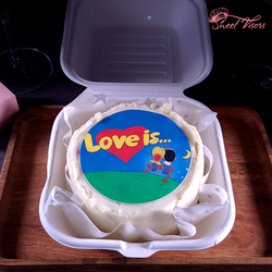 Торт на двоих Love is. Кондитерская Sweet Visors Сладкие Козырьки. Кондитер Светлана Дегтерева. Торты ручной работы на заказ в СПБ. Сладкие истории на любой вкус.