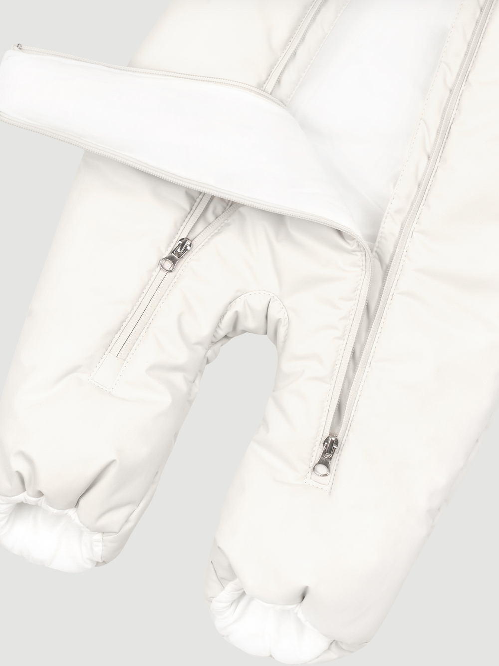 Комбинезон зимний Mjölk Snow White, утеплитель 300гр/м2