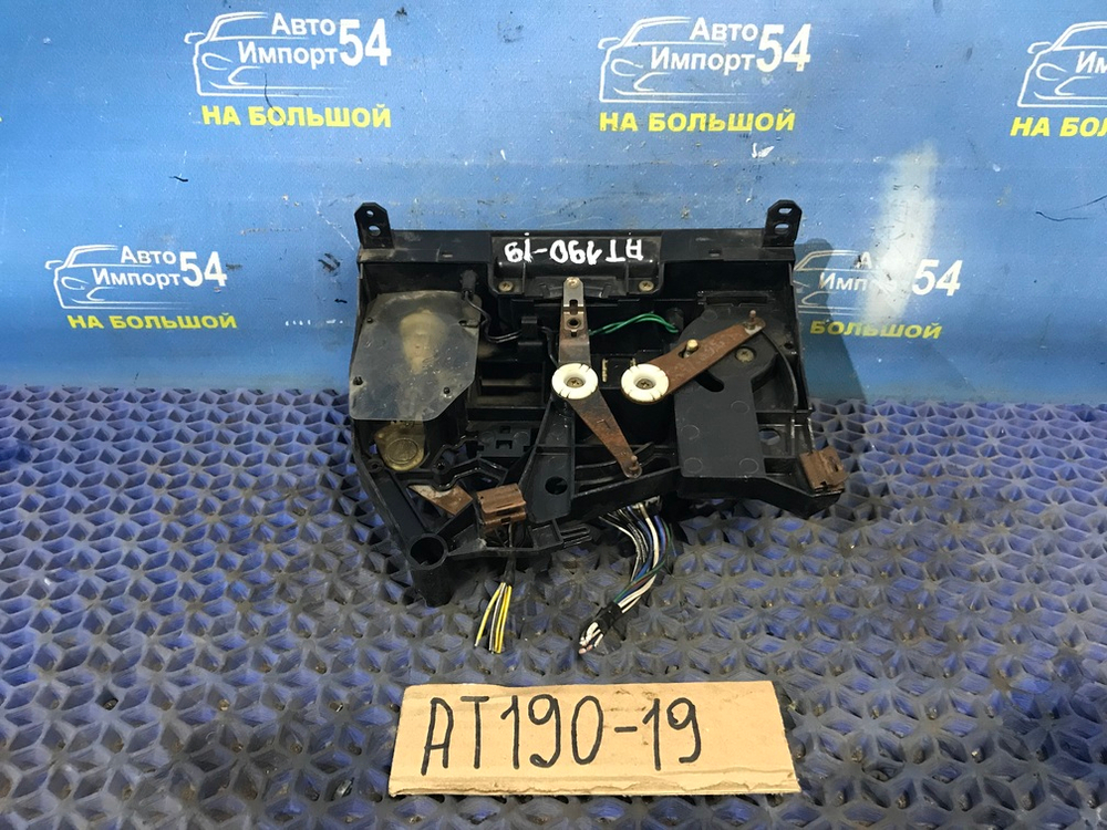 Блок управления климат-контролем TOYOTA CARINA E 1996