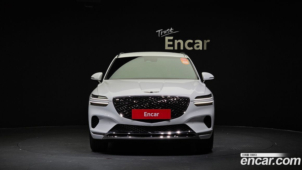 Genesis GV70 2.5T Бензин 2WD (10.2022)
