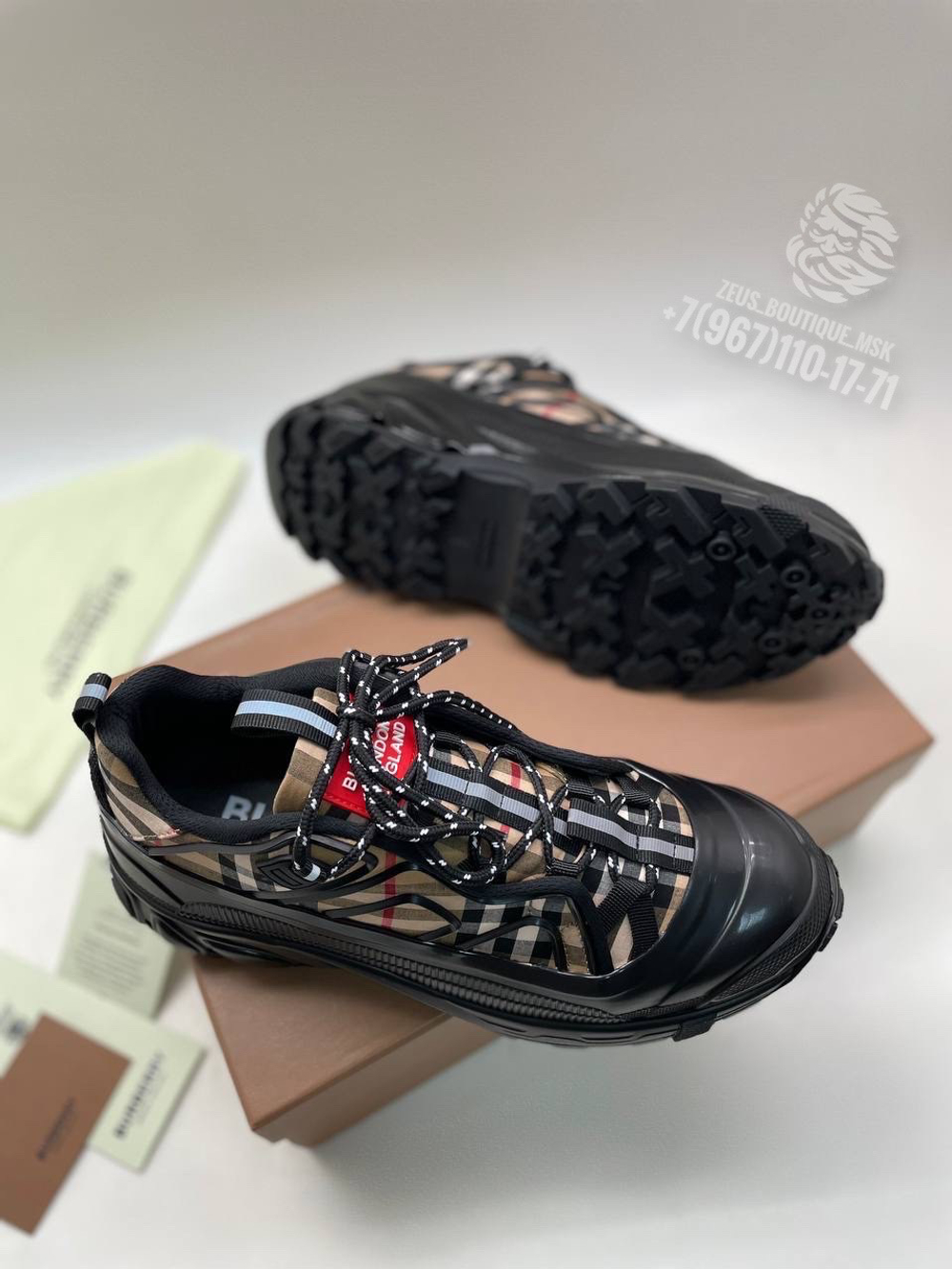 Кроссовки Burberry