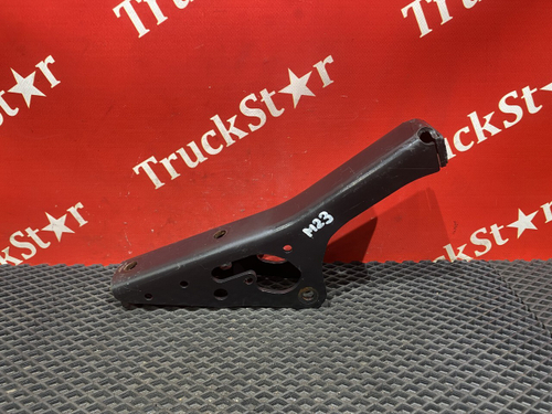 Кронштейн подушки кабины