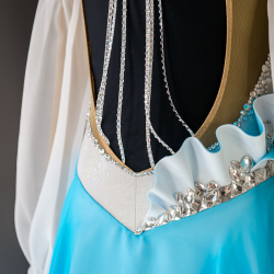 платье для танцев