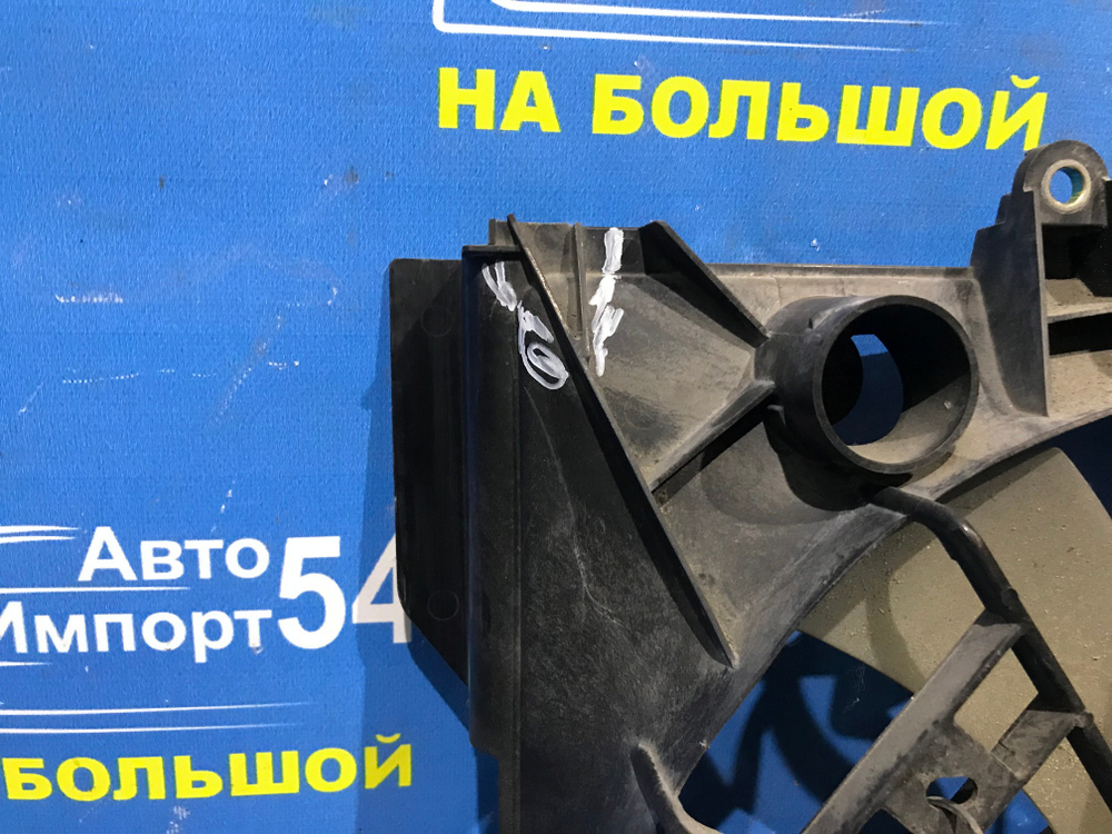 Диффузор радиатора двигателя TOYOTA CELSIOR 2000-2006