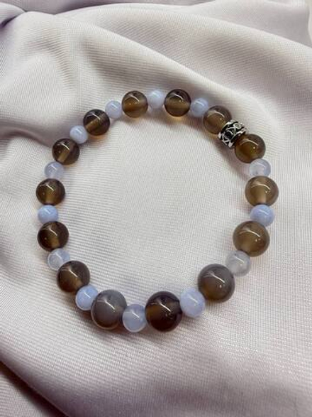 Браслет из Халцедона и Сапфирина