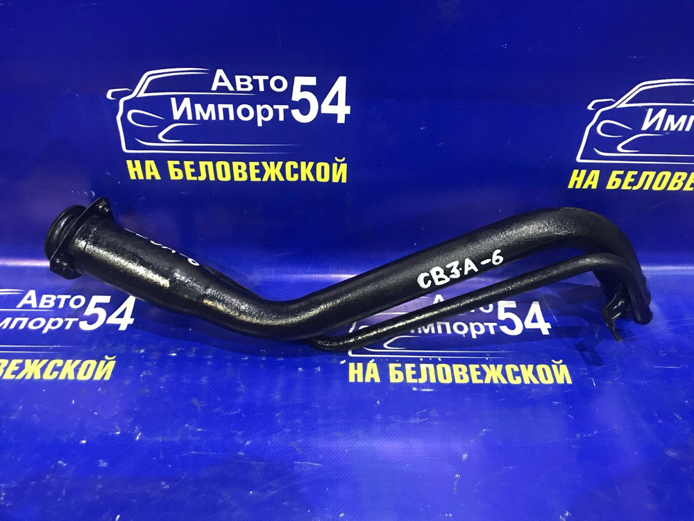 Горловина топливного бака MITSUBISHI LANCER 1993