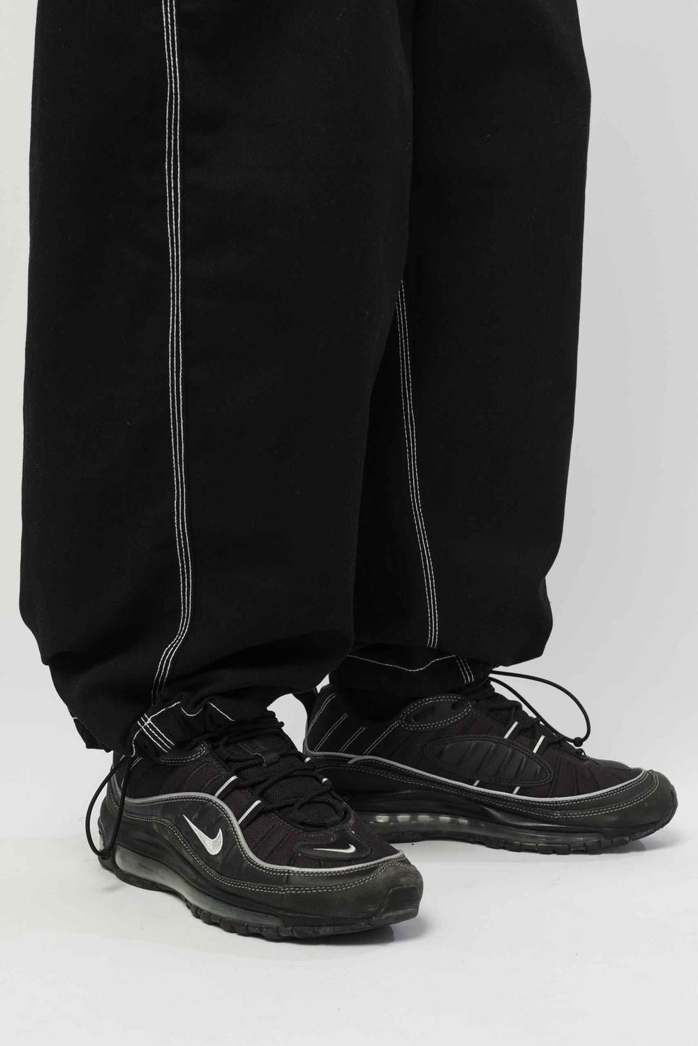 Джинсы Codered Real Baggy Черный/Белые нитки