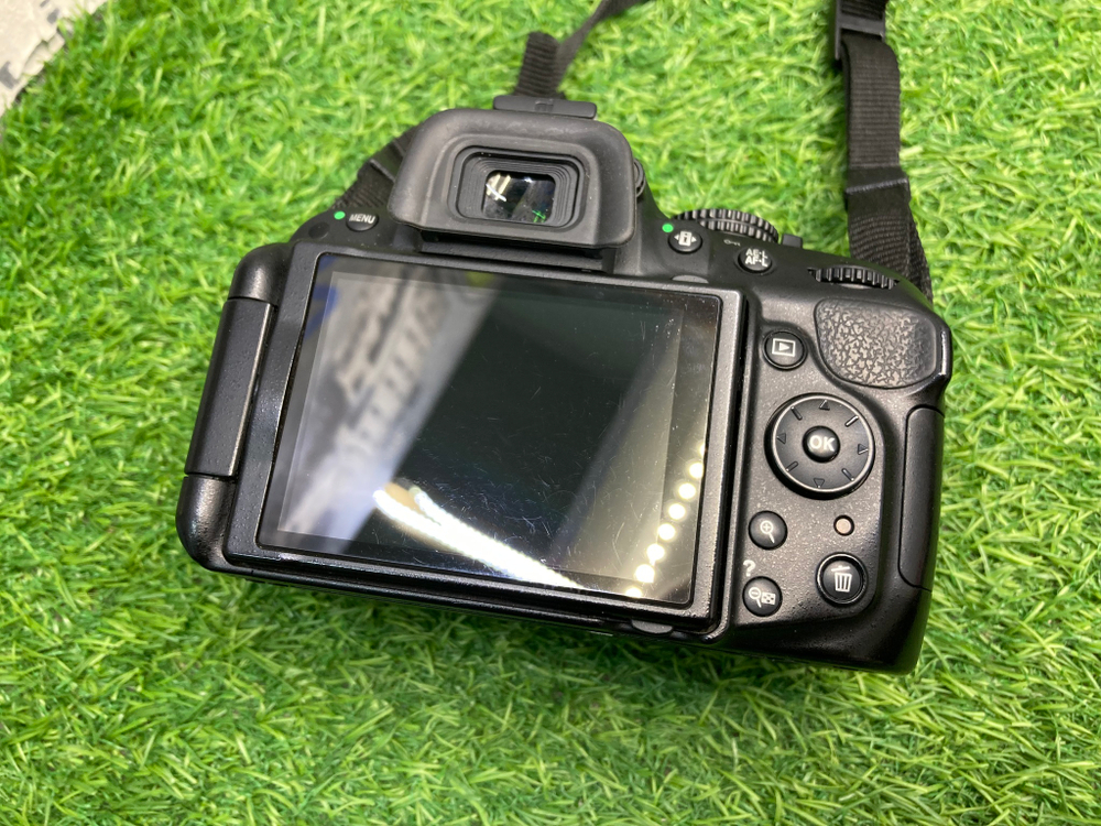 Nikon D5200 33.000 кадров