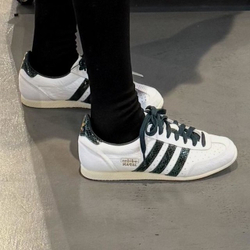 ADIDAS Кроссовки Zapatilla Japan с змеиным принтом, белый/зеленый