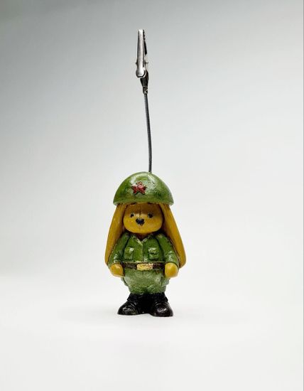 Держатель для фото военный заяц "Наш защитник"