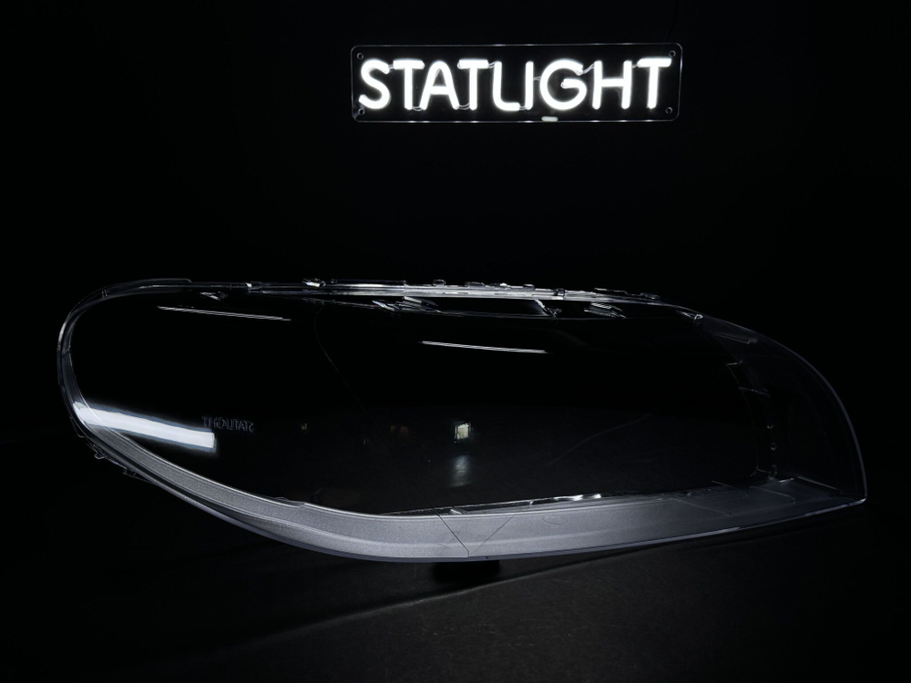 Правое стекло фары Volvo S80 XC 70 2006-2016