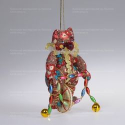 Ёлочная игрушка Медведь на колесе