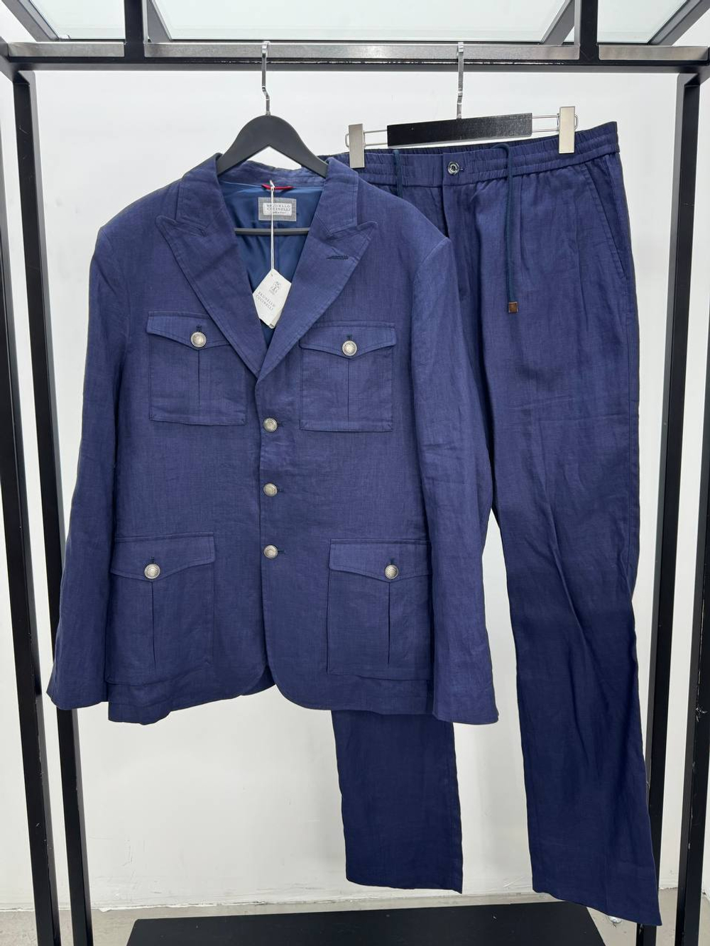 Льняной костюм Brunello Cucinelli