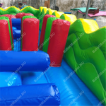 Большой надувной батут "Средневековье" 10*10*5 м