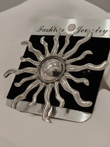 Брошь «Солнце» Antique Silver