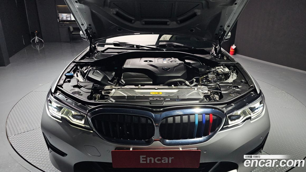 BMW 3 Series (G20) 330e (07.2020)