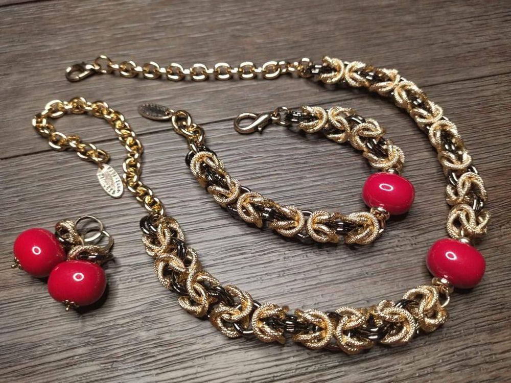 Колье Византия биколор:золото и графит с красным плоским жемчугом Майорка Колье Византия биколор:золото и графит с красным плоским жемчугом Майорка