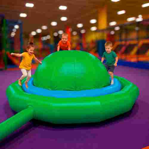 Надувное оборудование «Надувной живот» 5*5*1,5 м, зелёно-голубой