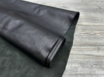 Рулон черной кожи для изготовления сумок Прага цв. Черный / Praga Silky Nero, толщ. 1,4-1,6 мм