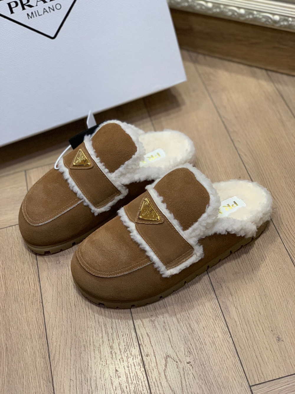 Мюли  Prada