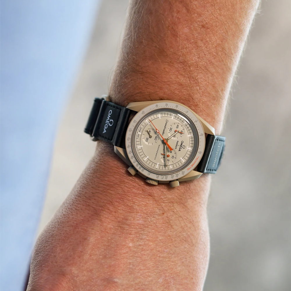 SWATCH Men Coffee Watch SO33C100