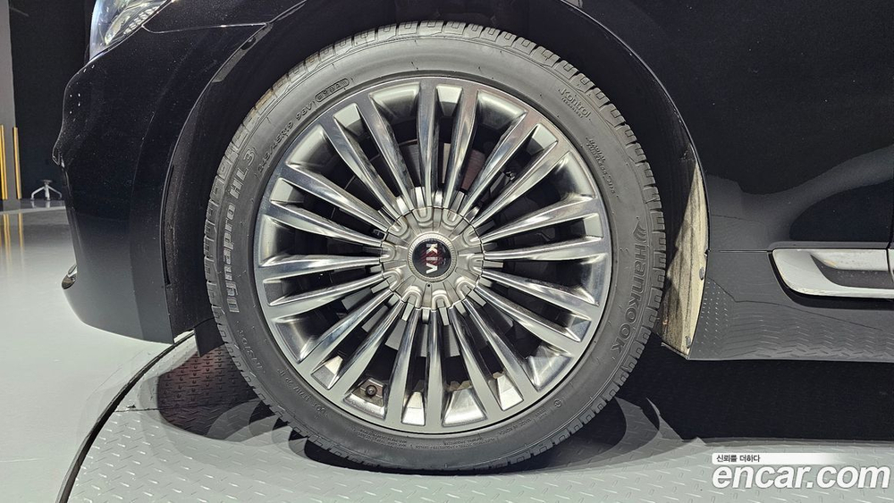 Kia The K9 (Quoris/K900) 3.8 GDI AWD (04.2020)
