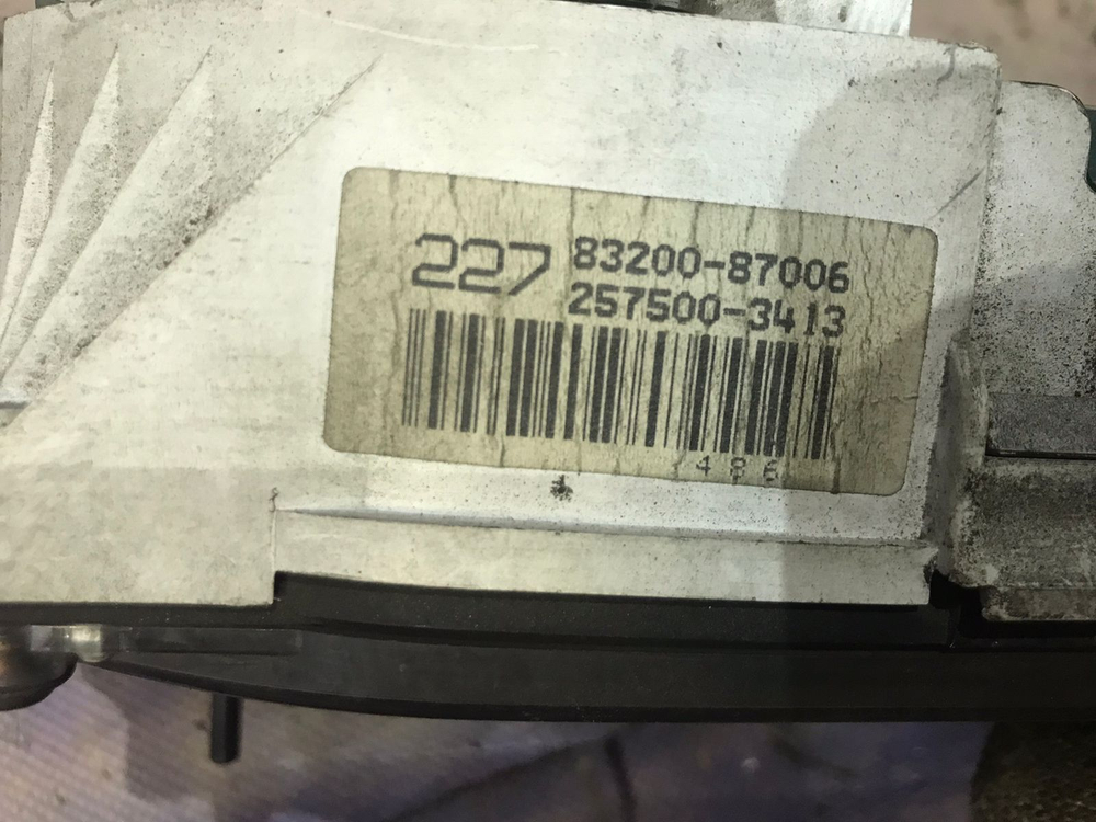 Щиток приборов TOYOTA TOWNACE 1990