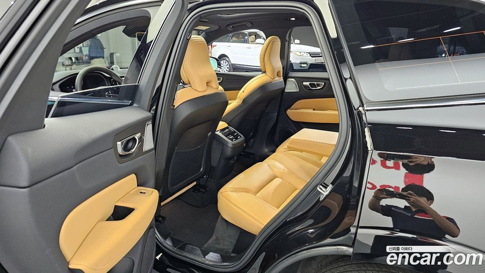 Volvo XC60 2 Generation B6 Ultimate Bright (09.2023)