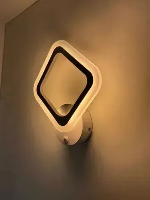 Бра с кнопкой, настенный светодиодный светильник белый, ромб, квадрат 8822/1 WH, 16 ВТ, комнатное освещение 5 кв. м. 1801