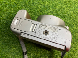 Canon 250D Белый + 18-55mm IS STM 730 кадров