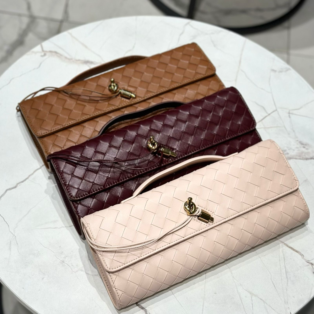 Клатч Bottega Veneta