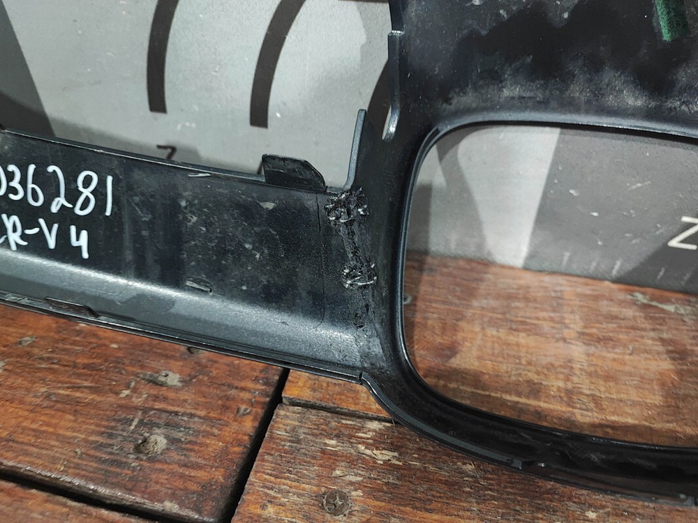 Накладка решетки радиатора Honda CR-V 4 (RE, RM) 14-18 Б/У Оригинал 71122T1VE010