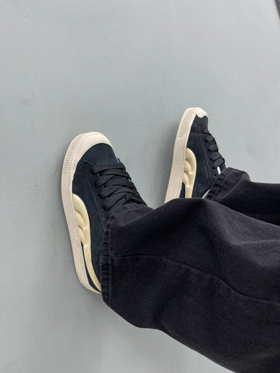 Кроссовки Puma SuedeXL #3960 (чёрн.-беж.)