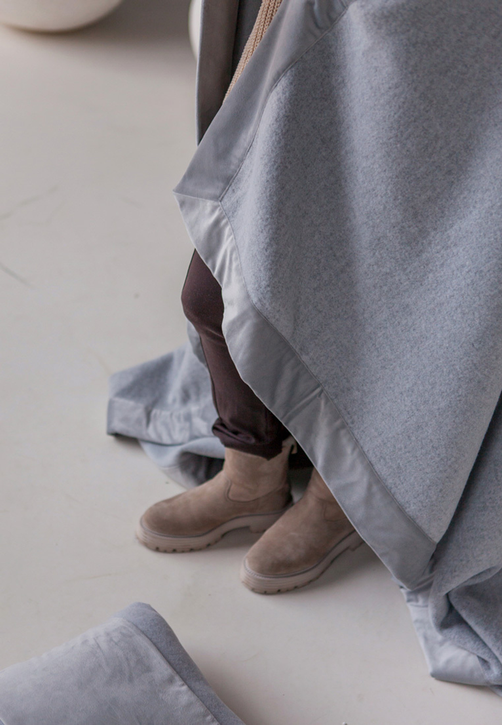 Плед-покрывало 150x200 и наволочки 2шт 42х42 Luxberry Oscar серый