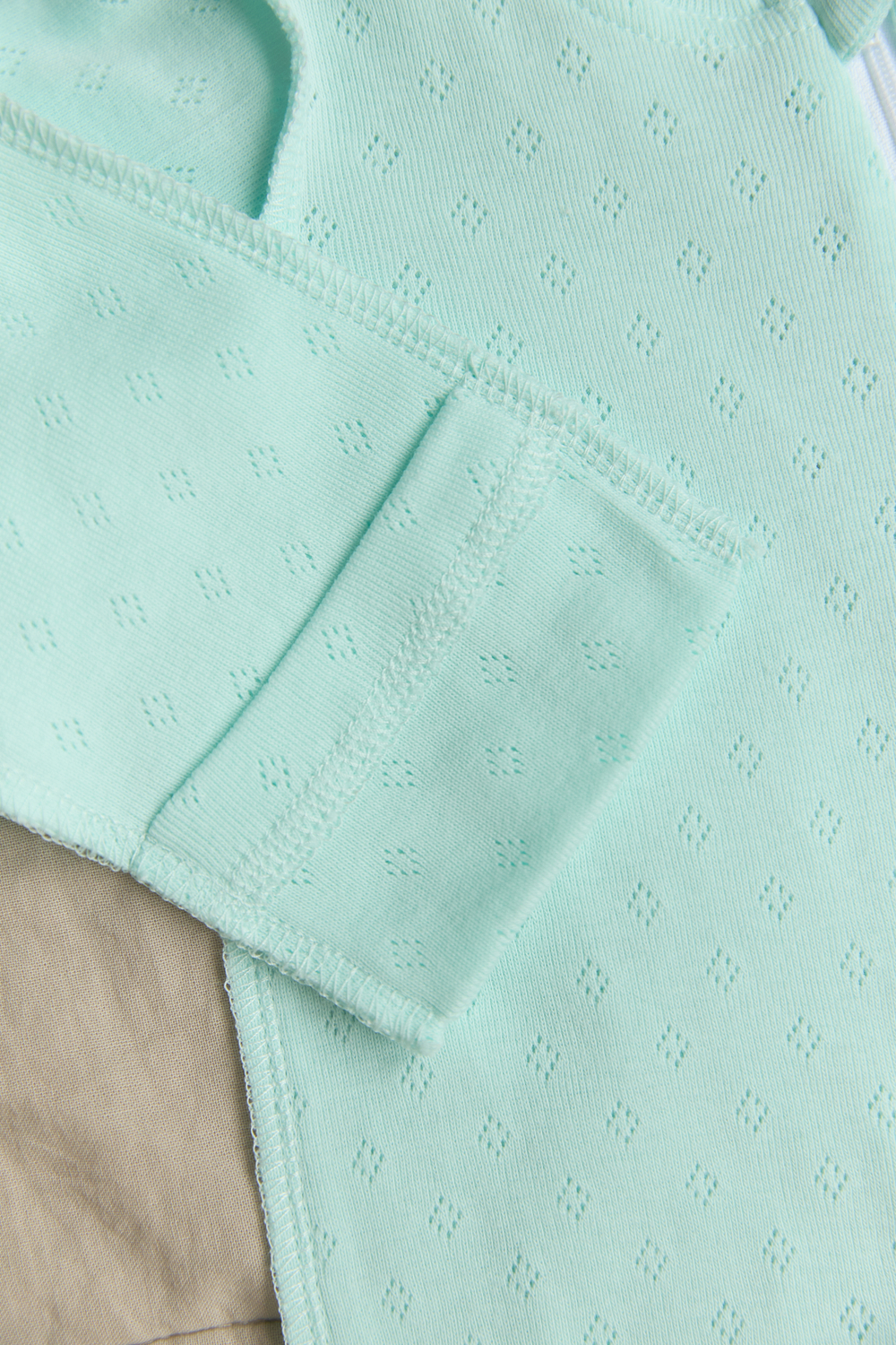 Комплект на выписку Волчата и ёлочки (светло-серый)/(конверт+слип+чепчик)