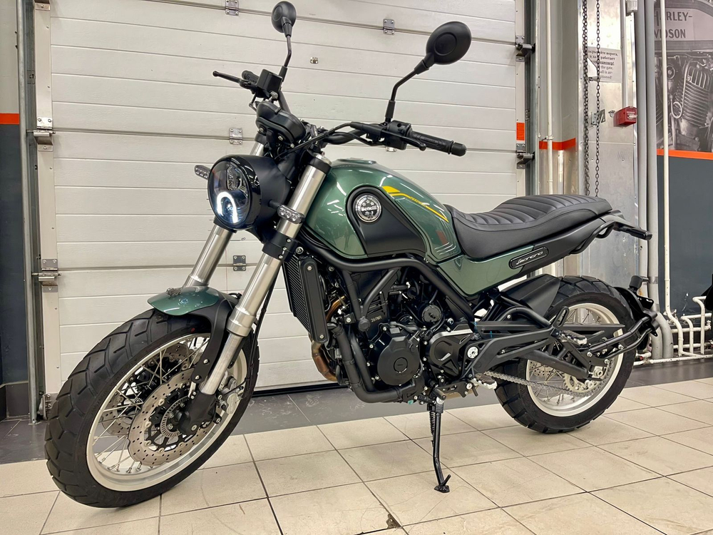 Benelli Leoncino 500 Trail (Green)
