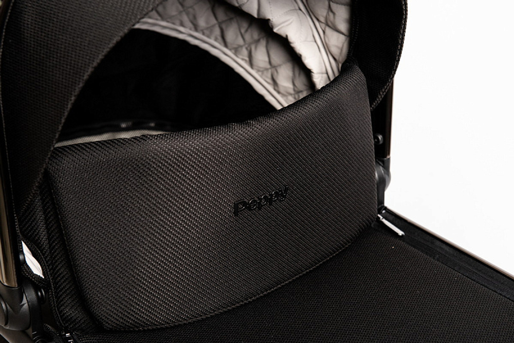 Детская коляска Peppy Tecla 2 в 1 Shadow Black Chrome Edition (Черный)