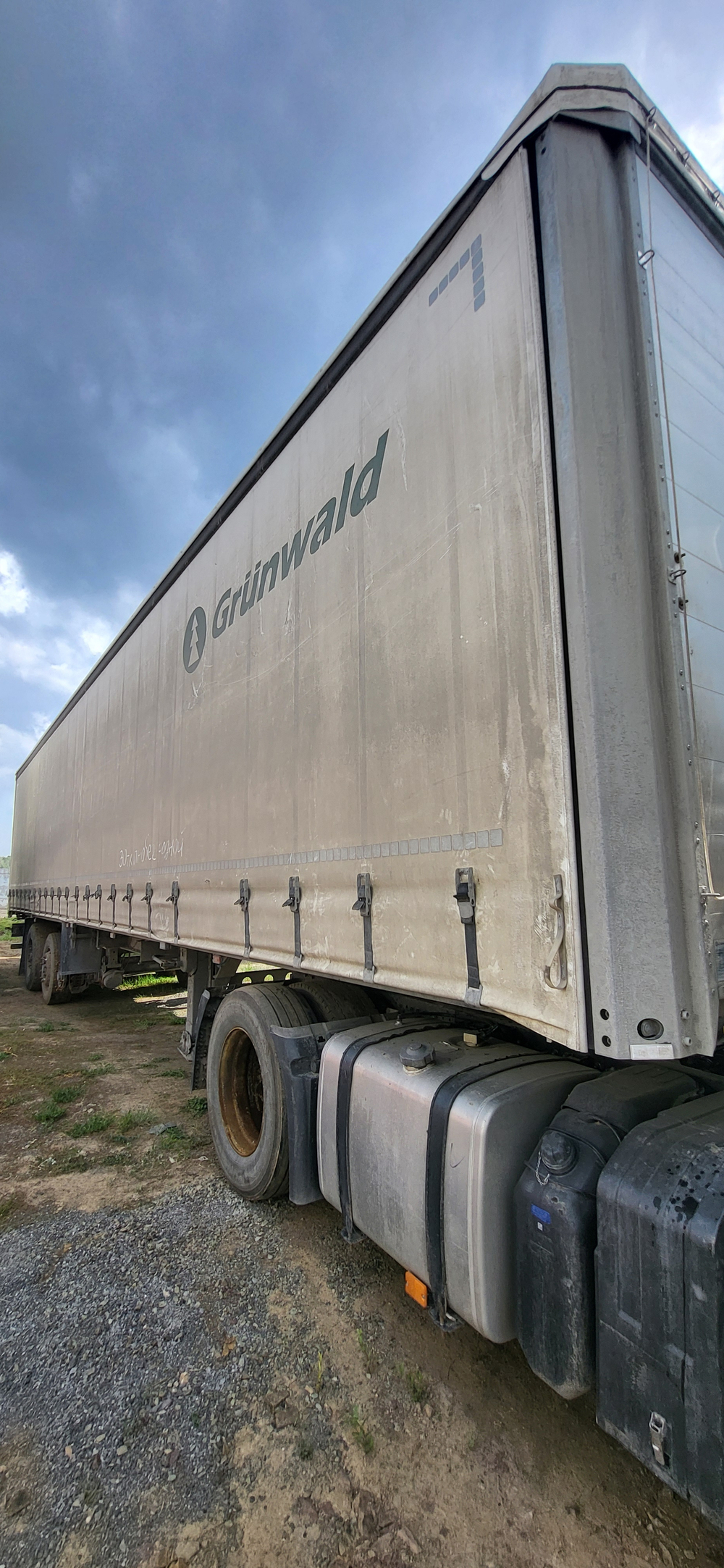 Grunwald 9453 Полуприцеп бортовой (евроборт) 9453-0000010-10 (Шторный)