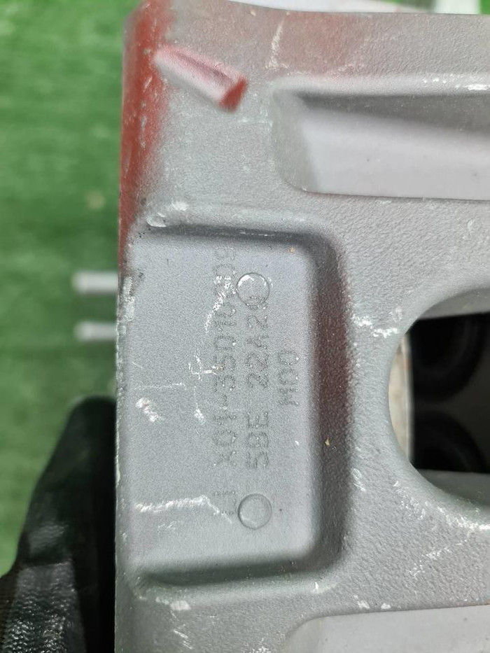 Кулак поворотный правый Lixiang L9 (2022-н.в.)